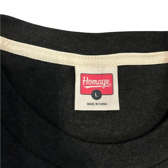 Homage Graphic T-Shirt “Stop Standing Up When The Plane Lands” Size L Funny Tee - Picture 3 of 4